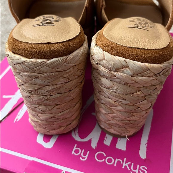 Corkys Suede Wedge Sandals - Picture 5 of 8